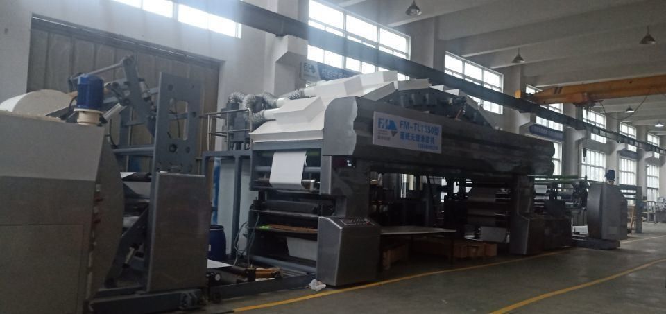 큰 종이 크기 1350mm 너비 플라스틱 코팅이없는 판지 종이를 위한 laminating 기계