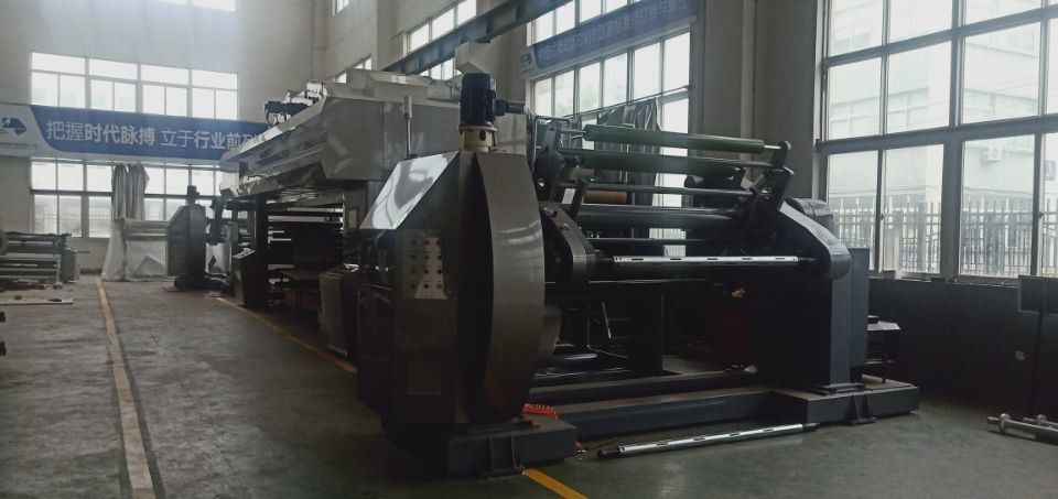 뜨거운 공기 IR 건조 컴퓨터 제어 라미네이팅 필름 기계 1350mm 최대 웹 너비